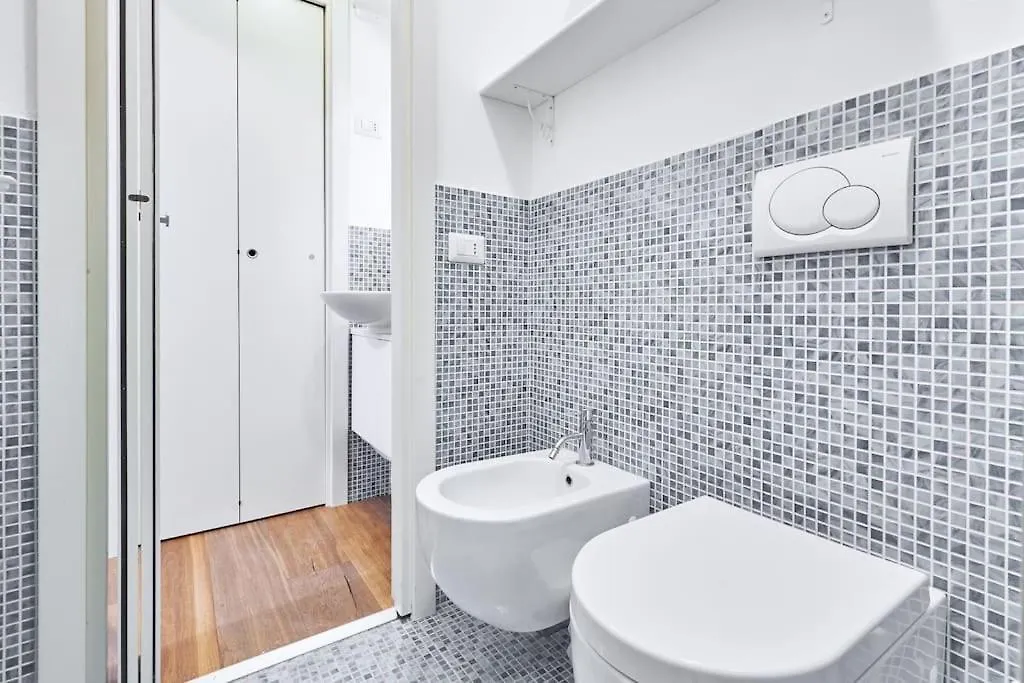 Easylife - Studio A Few Minutes From Cadorna Fs Milan 0*,  Italy