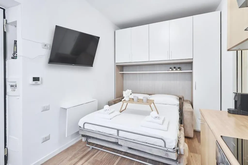 Easylife - Studio A Few Minutes From Cadorna Fs Milan 0*,
